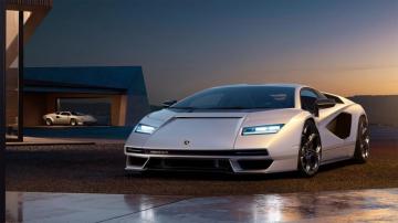 Lamborghini Countach Lpi
