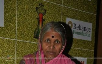 Social Worker Sindhutai Sakpal At Cnn Ibn Heroes Awards Wallpaper