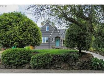 Ne Hoyt St Portland Or Mls Id Coldwell