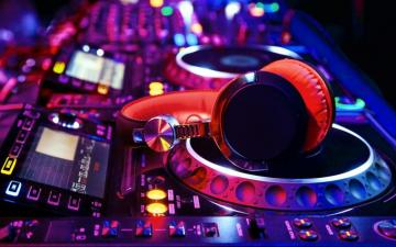 Headphones Wallpaper In Psd Vector Eps