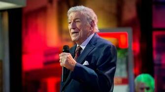 The Classic Christmas Album Snowfall Tony Bennett