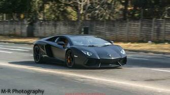 Wide Screen City Street Lamborghini Aventador Lp700 Wallpaper