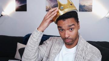 Bridgerton S Reg Jean Will Host Saturday Night Live Vanity