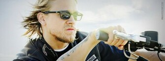 Sons Of Anarchy Jax Teller Riding Cover Wallpaper
