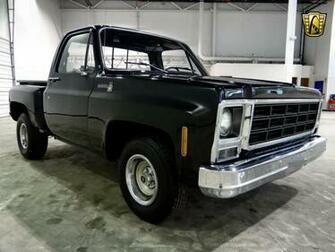 Chevrolet Scottsdale C10 Stepside Pickup Wallpaper