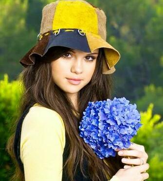 Beautiful Wallpaper Selena Gomez HD Desktop