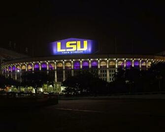 Lsu Tiger Stadium Drew Fisher Archinect