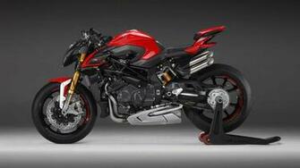 Mv Agusta Turns Streetfight Into Brawl With Brutale Rr