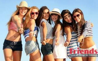 Girls Friends HD Wallpaper Best Friend Friendship