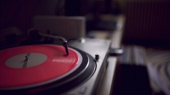 Turntable Wallpaper