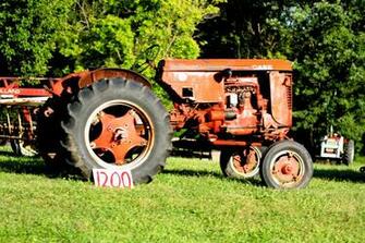 High Definition Wallpaper Photo Tractor Html