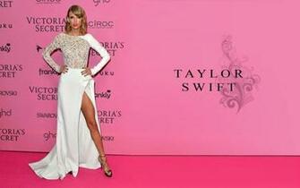 Taylor Swift Celebrity Photos Hot Wallpaper