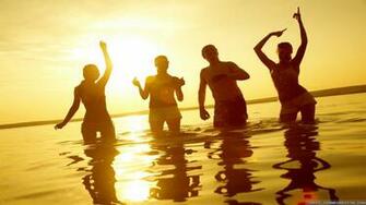 Wallpaper There Is A Party Summer Resolution
