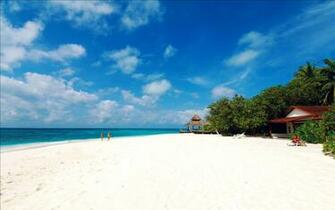 Diamonds Thudufushi Beach X Close