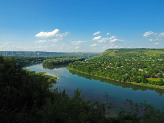 Moldovas Nature River Wallpaper