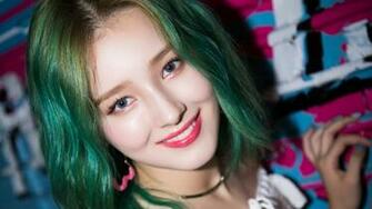 Nancy Momoland Baam Fun To The World 4k