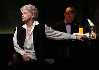 Elaine Stritch Wallpaper Helt Gratis