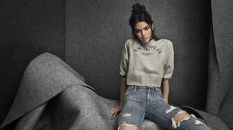 American Model Kendall Jenner HD Wallpaper S