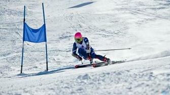 HD Wallpaper Skiing