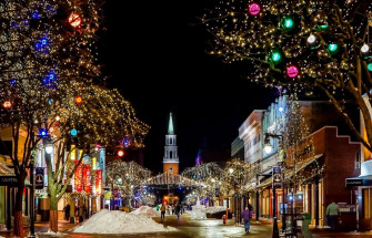Say Merry Christmas In Three Languages Wordinc En