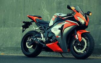 Honda Cbr Fireblade Wallpaper