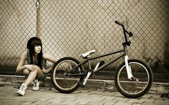 Bmx Girl Wallpaper