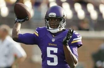Teddy Bridgewater Looks Like A Rookie In Preseason Debut The Viking