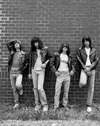 Cbgb Movie Image Stars Alan Rickman Rupert Grint And