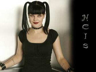 Pauley Perrette Wallpaper Wallpoper