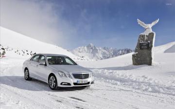 Mercedes Benz E350 Wallpaper Car