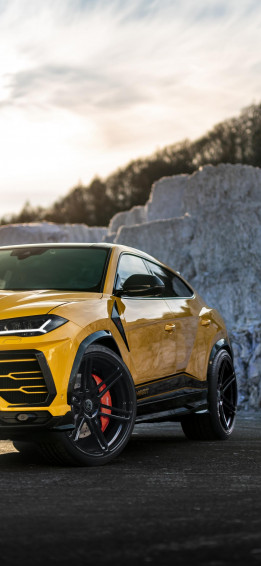 Wallpaper Lamborghini Urus iPhone X