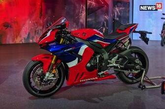 Honda Cbr1000rr R Fireblade Sp First Look Re At Eicma