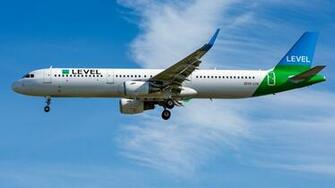 Image Airbus Passenger Airplanes A321 200s Oe Lcn Level