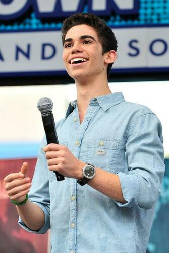 Cameron Boyce Wallpaper Celebrity Hq