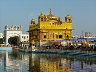 Golden Temple Vellore At Amritsar In Tattoo Pictures