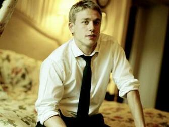 Charlie Hunnam Wallpaper
