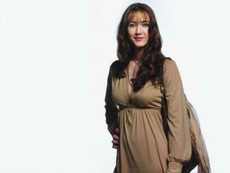 Madeline Zima Wallpaper Image Photos Pictures Background