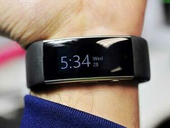 Now Lets You Use Cortana With Your Phone And Band Android Central