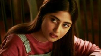 Sajal Ali Mom Movie Actress Desktop Wallpaper Baltana