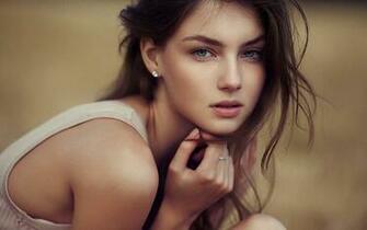 Brunette Wallpaper Fantastic Background
