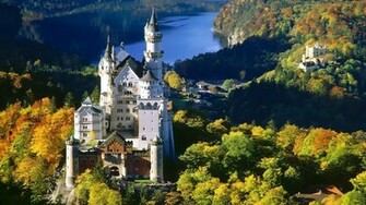 Neuschwanstein Castle Wallpaper
