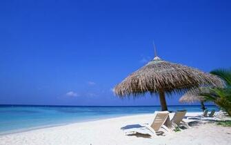 Blue Beach HD Desktop Wallpaper