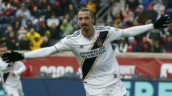 Zlatan Ibrahimovic Transfer News Striker Rules Out Manchester