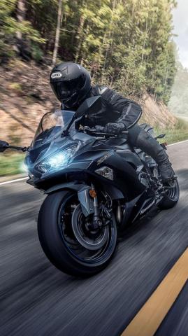 Kawasaki Ninja Zx 6r 4k Ultra HD Mobile Wallpaper