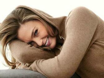 Actress Model Celeb Bar Refaeli HD Wallpaper Screensaver Background