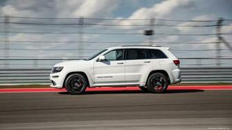 Jeep Grand Cherokee Srt Car Wallpaper