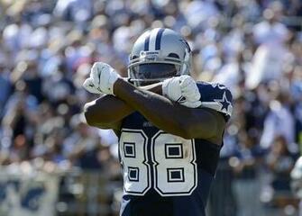 Lions Calvin Johnson Dwarfs Dez Bryant In Size Speed Stability But