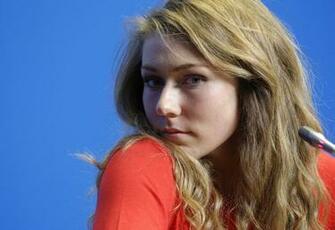 American Skier Mikaela Shiffrin Wallpaper And Image