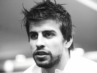 Piqu Hair Gerard Wallpaper