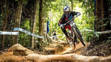 Loic Bruni Breaks Collarbone Will Miss Several Races The Hub